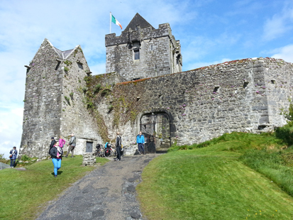 Dunguaire Castle